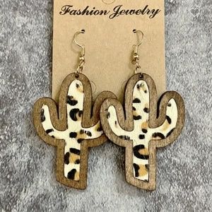 Sajuaro Cactus Earrings